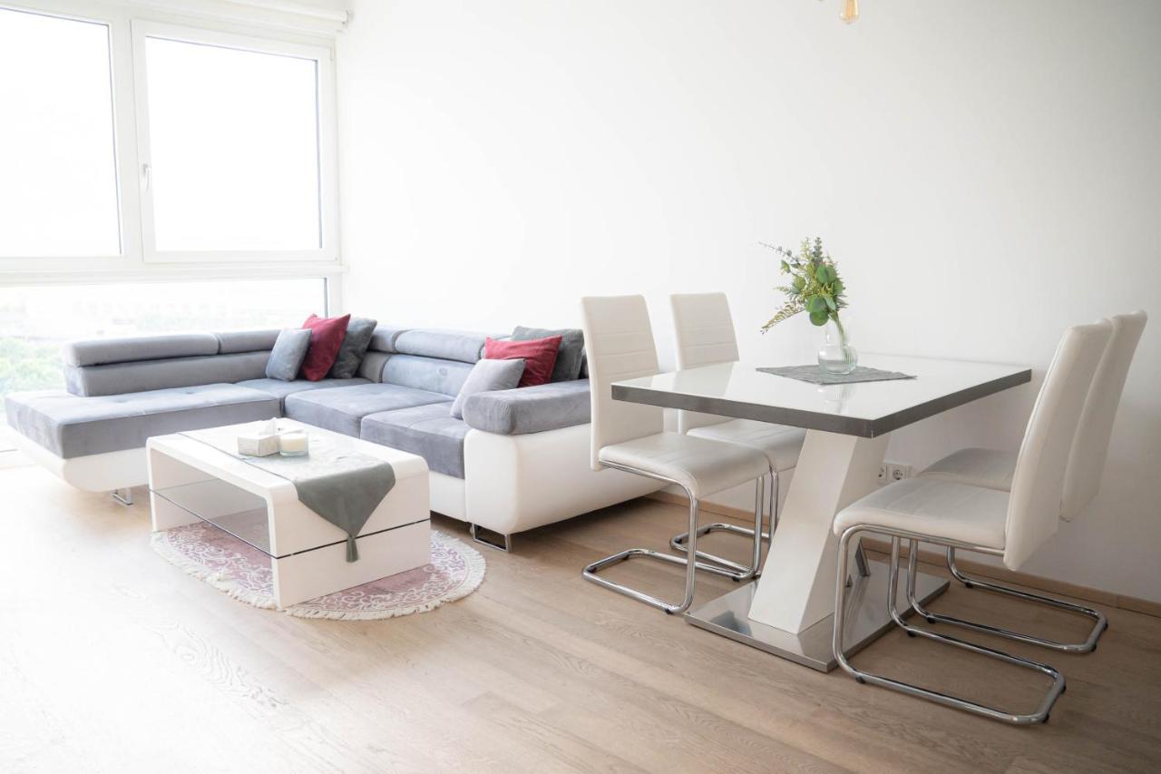 Apartament Restify10 - Skyline View - Fitness - Garge - Modern *
